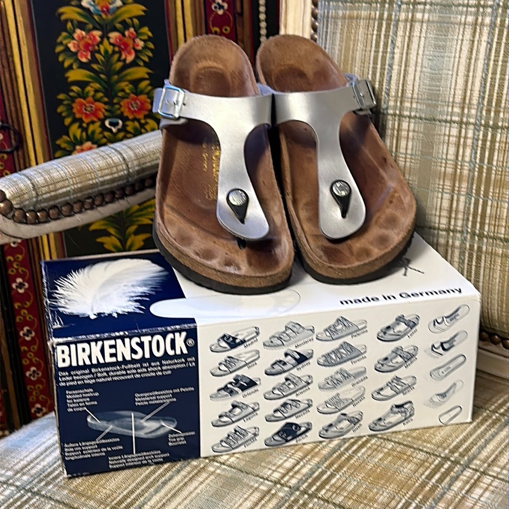 Birkenstock Gizeh Silver Sandal